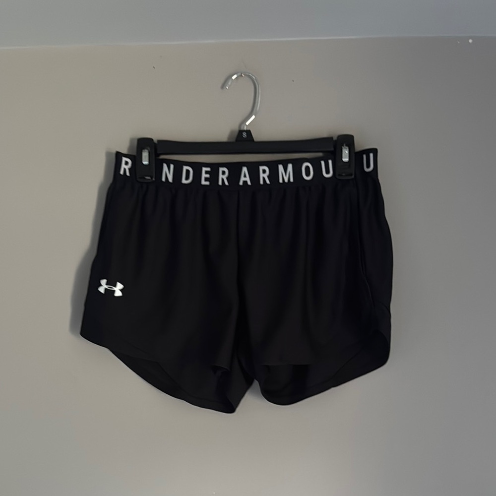 Under Armour Black Athletic Shorts Lightweight Performance